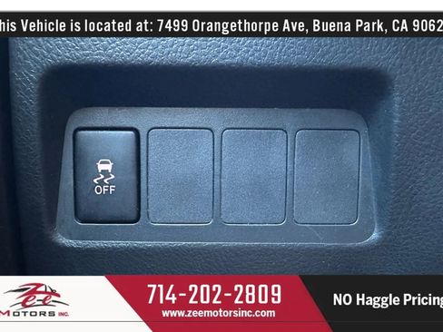 Used 2010 Toyota Matrix S image 35