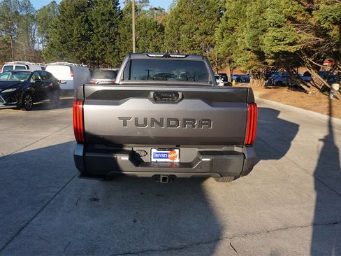 Used 2025 Toyota Tundra Limited image 24