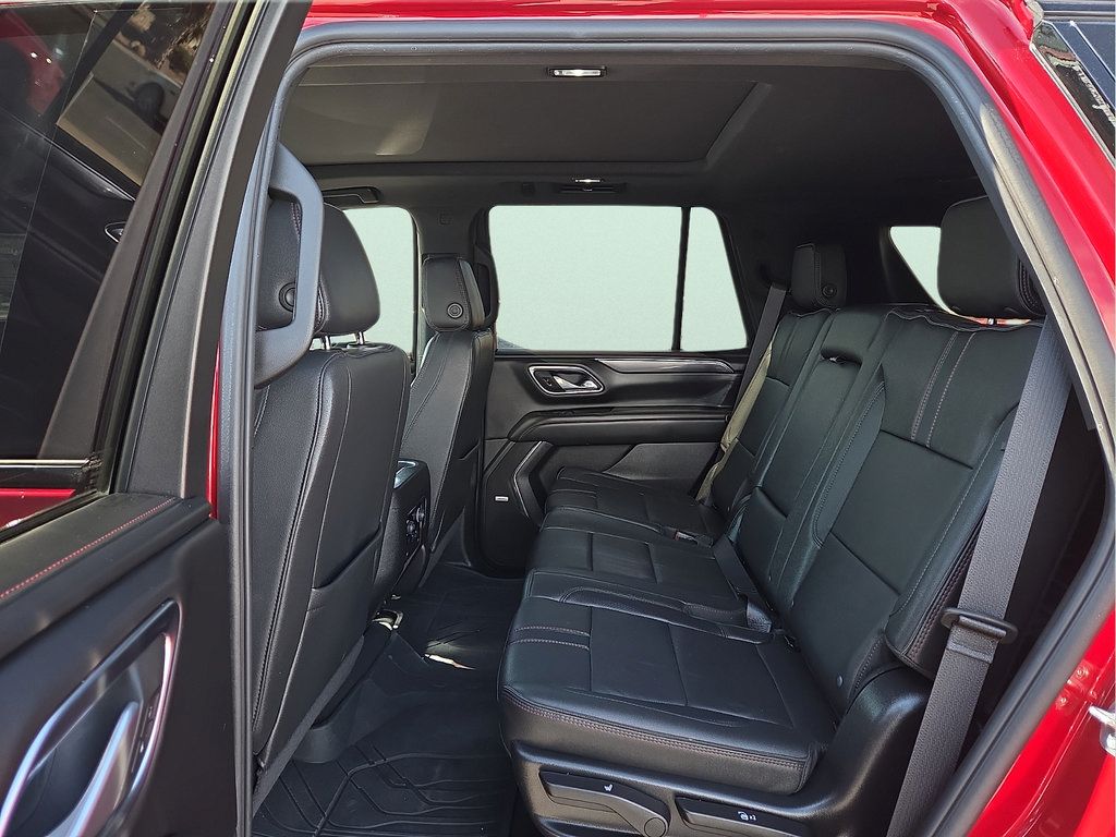 Used 2024 Chevrolet Tahoe RST RWD image 11