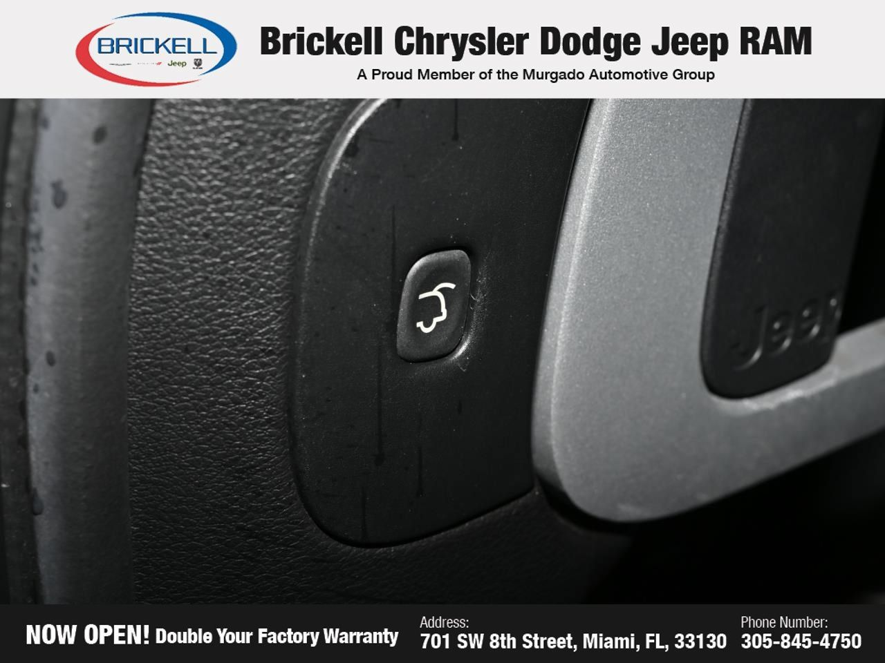 Used 2015 Jeep Cherokee Trailhawk w/ Comfort/Convenience Group AWD/4WD image 14