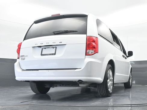 Used 2020 Dodge Grand Caravan SE image 49