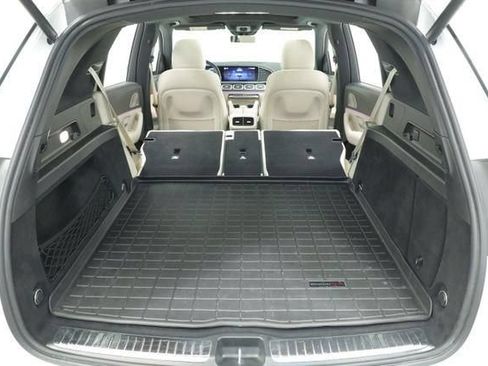 Used 2025 Mercedes-Benz GLE 350 4MATIC w/ AMG Line Exterior image 39