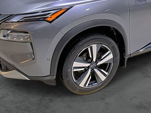 Used 2023 Nissan Rogue Platinum w/ Platinum Premium Package image 7