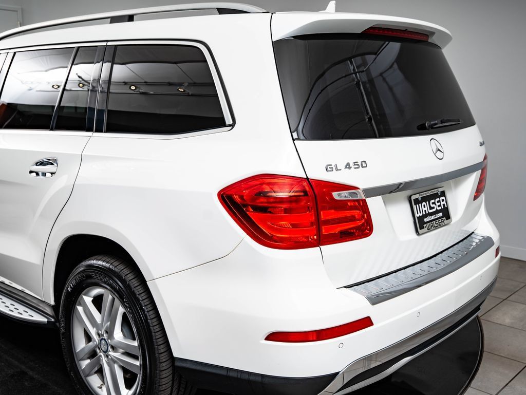 Used 2016 Mercedes-Benz GL 450 4MATIC image 19