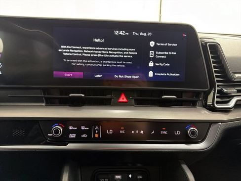 Certified 2025 Kia Sportage EX AWD/4WD image 20