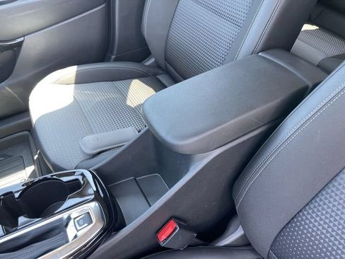 Used 2024 Chevrolet Trax LT w/ Driver Confidence Package FWD image 20