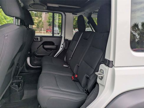 Used 2021 Jeep Wrangler Unlimited Sport w/ Sun And Sound Package AWD/4WD image 16
