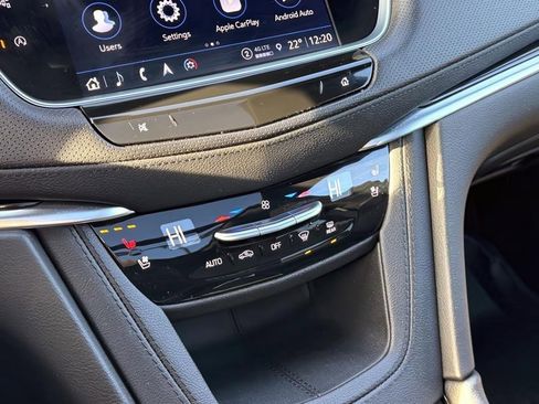 Certified 2025 Cadillac XT5 Premium Luxury w/ Technology Package image 19