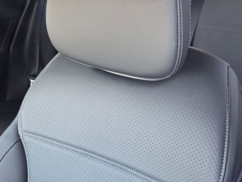 Used 2026 Mercedes-Benz GLC 300 4MATIC image 15