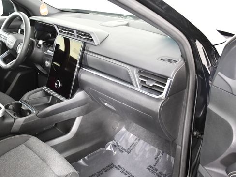 Used 2026 GMC Terrain Elevation image 32