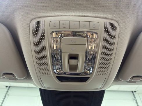 Used 2024 Mercedes-Benz GLE 450 4MATIC image 33