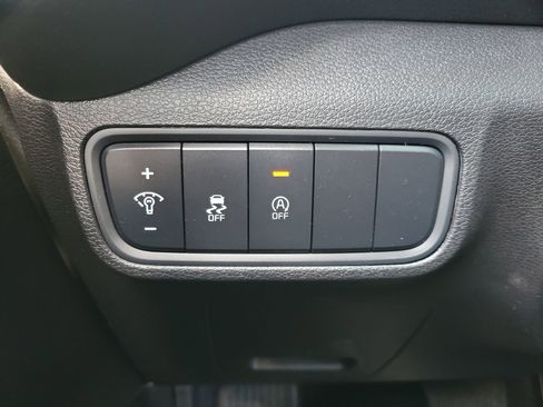 Used 2023 Kia Soul LX w/ LX Technology Package FWD image 26