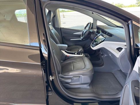 Used 2017 Chevrolet Bolt LT FWD image 14