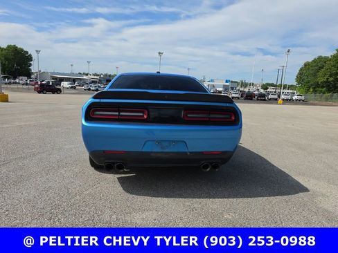 Used 2019 Dodge Challenger SXT w/ Blacktop Package image 6