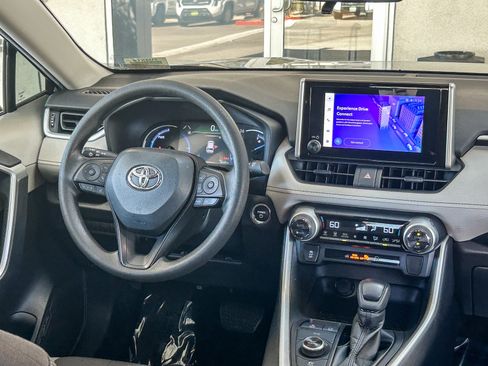 Used 2023 Toyota RAV4 XLE w/ Convenience Package AWD/4WD image 12