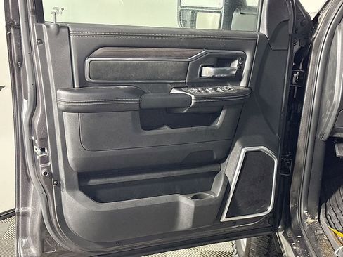 New 2026 RAM 2500 Laramie w/ Sport Appearance Package AWD/4WD image 10