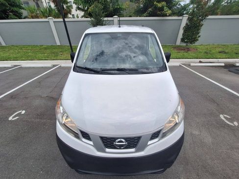 Used 2019 Nissan NV200 S FWD image 3