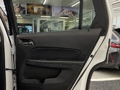 Used 2015 GMC Terrain SLE w/ Convenience Package FWD image 28