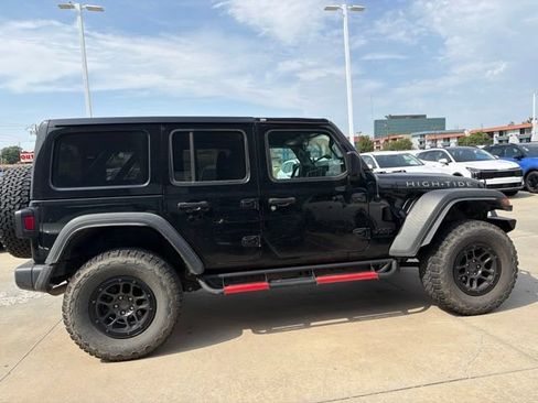 Used 2023 Jeep Wrangler Unlimited Sport AWD/4WD image 5