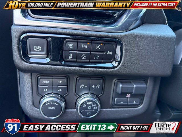 Used 2025 GMC Yukon Elevation AWD/4WD image 24