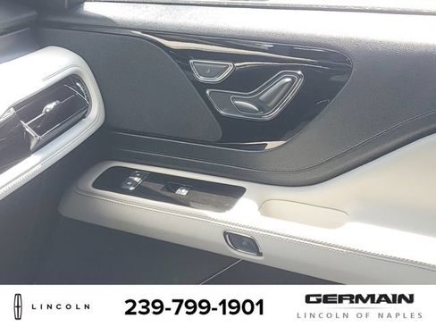 New 2026 Lincoln Aviator 2WD image 27