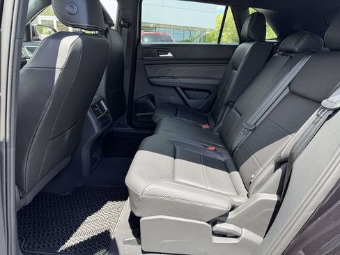 Used 2023 Volkswagen Atlas Cross Sport SE AWD/4WD image 12