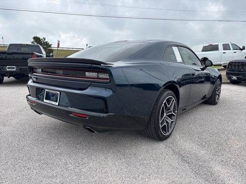 Used 2026 Dodge Charger Scat Pack AWD/4WD image 5