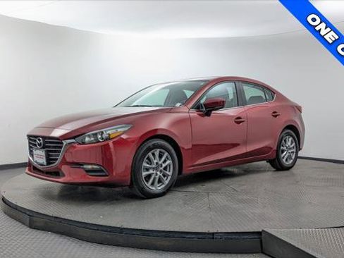 Used 2018 MAZDA MAZDA3 Sport w/ Preferred Equipment Package FWD image 2