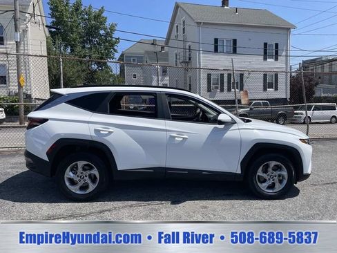 Used 2024 Hyundai Tucson SEL AWD/4WD image 3