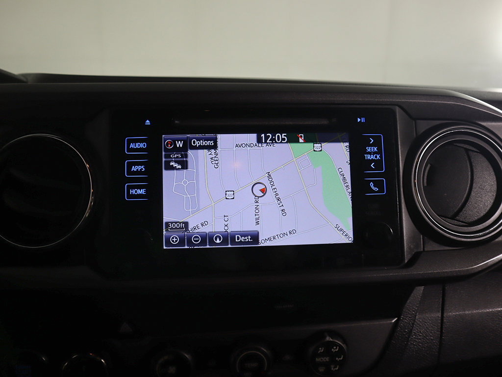 Used 2019 Toyota Tacoma TRD Sport AWD/4WD image 41