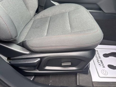 Certified 2025 Ford Explorer Active image 17