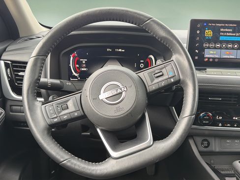 Certified 2024 Nissan Rogue SL AWD/4WD image 9