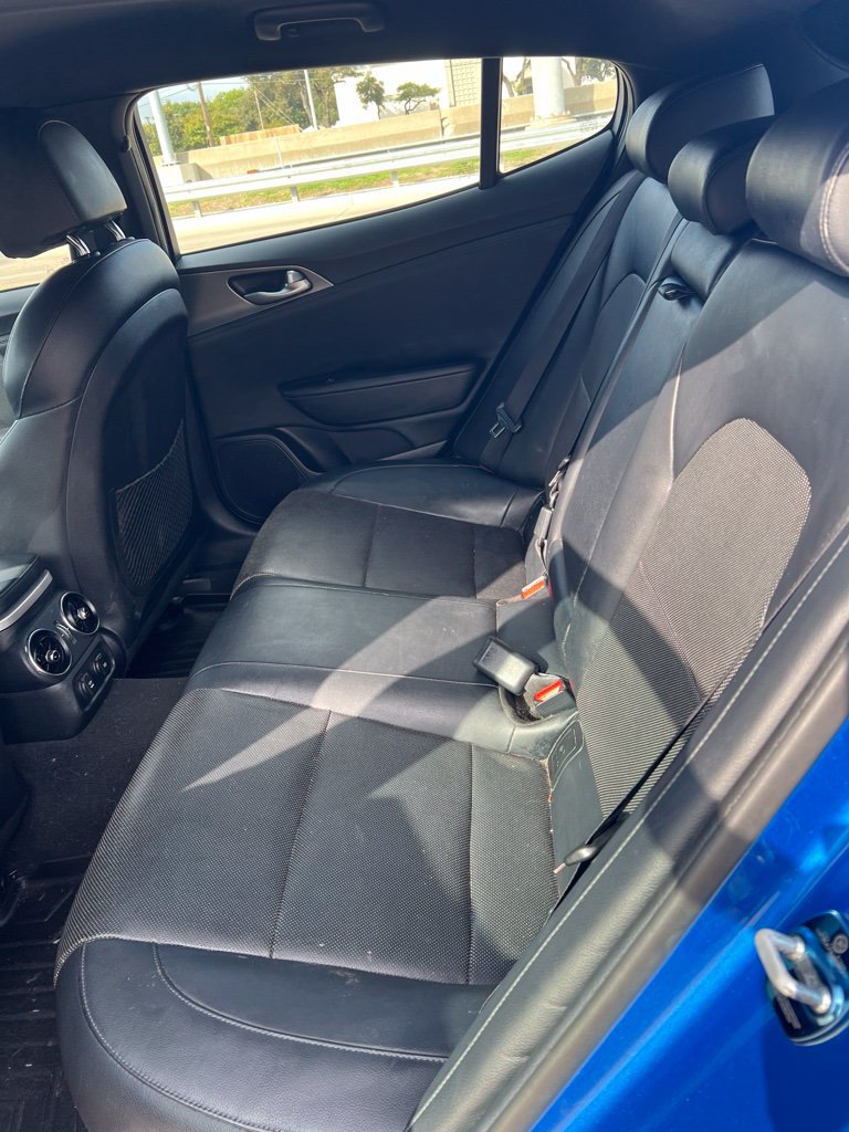 Used 2018 Kia Stinger GT RWD image 14