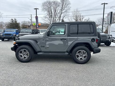 Used 2022 Jeep Wrangler Sport S image 6
