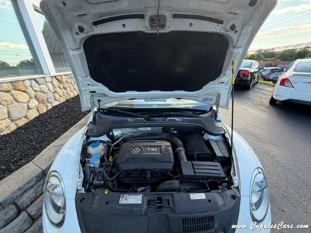 Used 2015 Volkswagen Beetle 1.8T FWD image 12