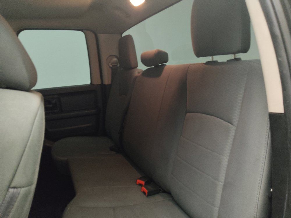 Used 2018 RAM 1500 Express w/ Black Ram 1500 Express Group RWD image 18