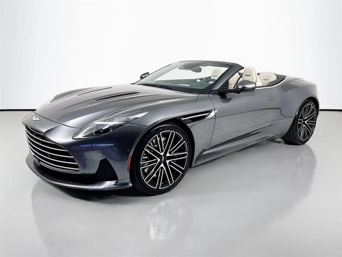 Used 2026 Aston Martin DB12 Convertible RWD image 2