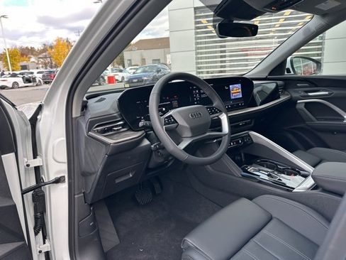 New 2025 Audi Q5 Premium Plus image 15