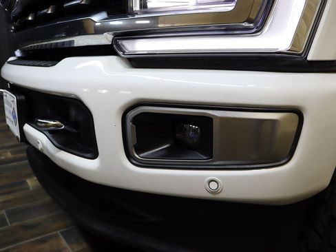 Used 2024 Ford F250 Platinum image 17