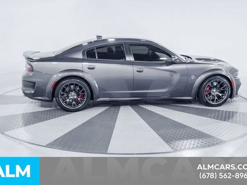 Used 2022 Dodge Charger SRT Hellcat w/ Harman/Kardon Audio Group image 12