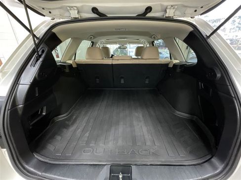 Used 2015 Subaru Outback 2.5i Premium image 21