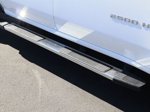 Certified 2022 Chevrolet Silverado 2500 LT image 10