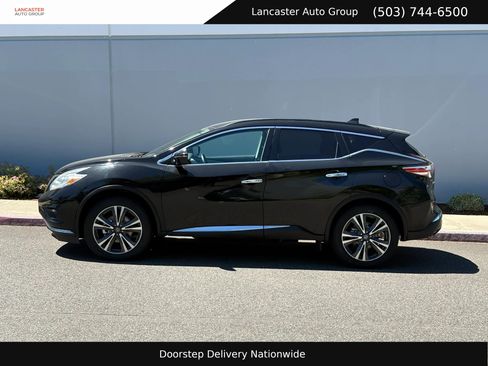 Used 2017 Nissan Murano SV AWD/4WD image 3
