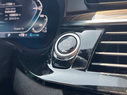 Used 2023 BMW 530e w/ Convenience Package RWD image 28