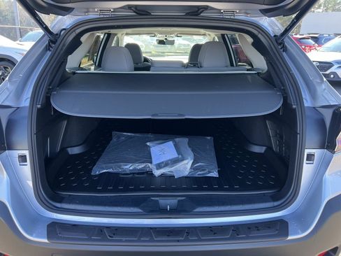 Certified 2025 Subaru Outback Premium w/ Popular Package #1 image 18