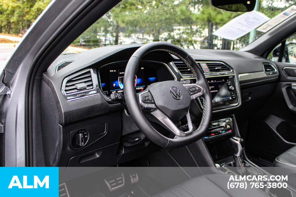 Used 2023 Volkswagen Tiguan SE R-Line AWD/4WD image 20