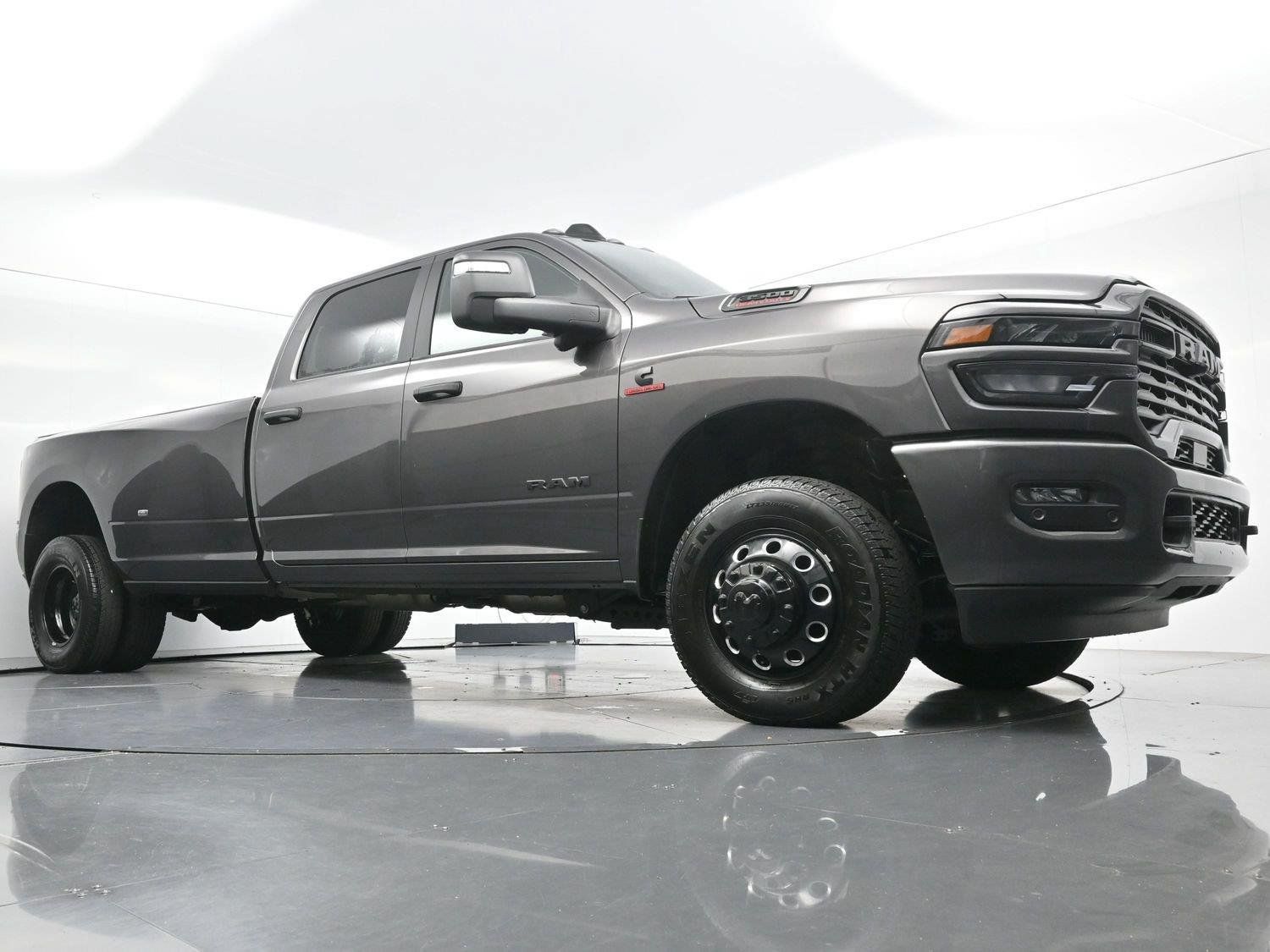 Used 2026 RAM 3500 Big Horn AWD/4WD image 41