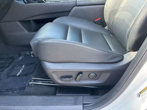 Certified 2023 Nissan Rogue SL FWD image 18