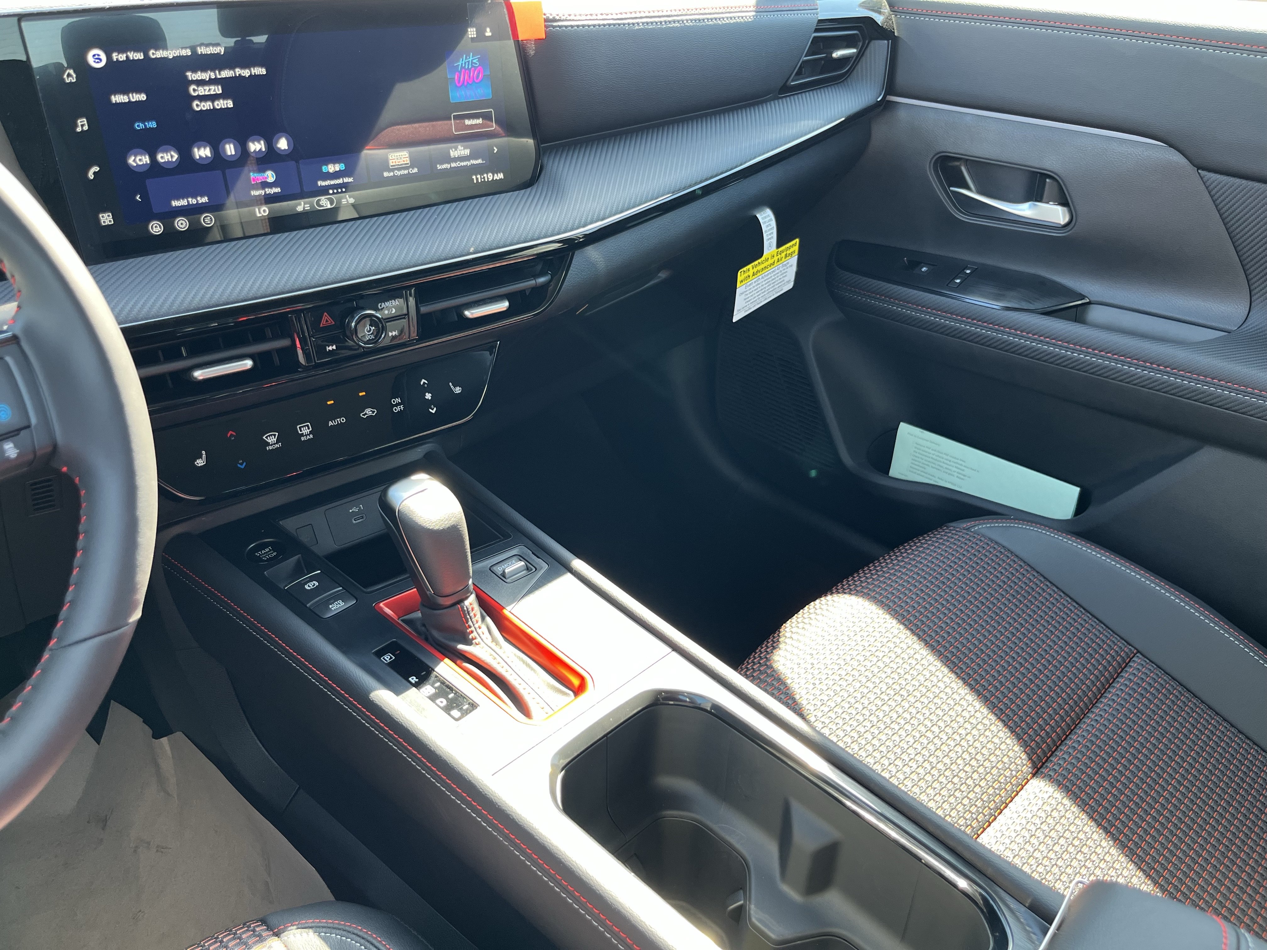 New 2027 Nissan Kicks SR AWD/4WD image 28