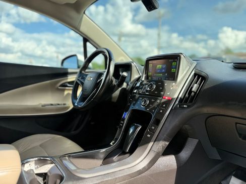 Used 2012 Chevrolet Volt Premium w/ Premium Trim Package FWD image 41